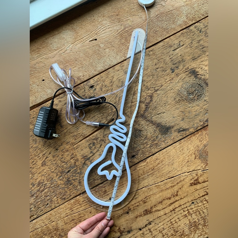 Big Idea Lightbulb Neon Light Fixture
